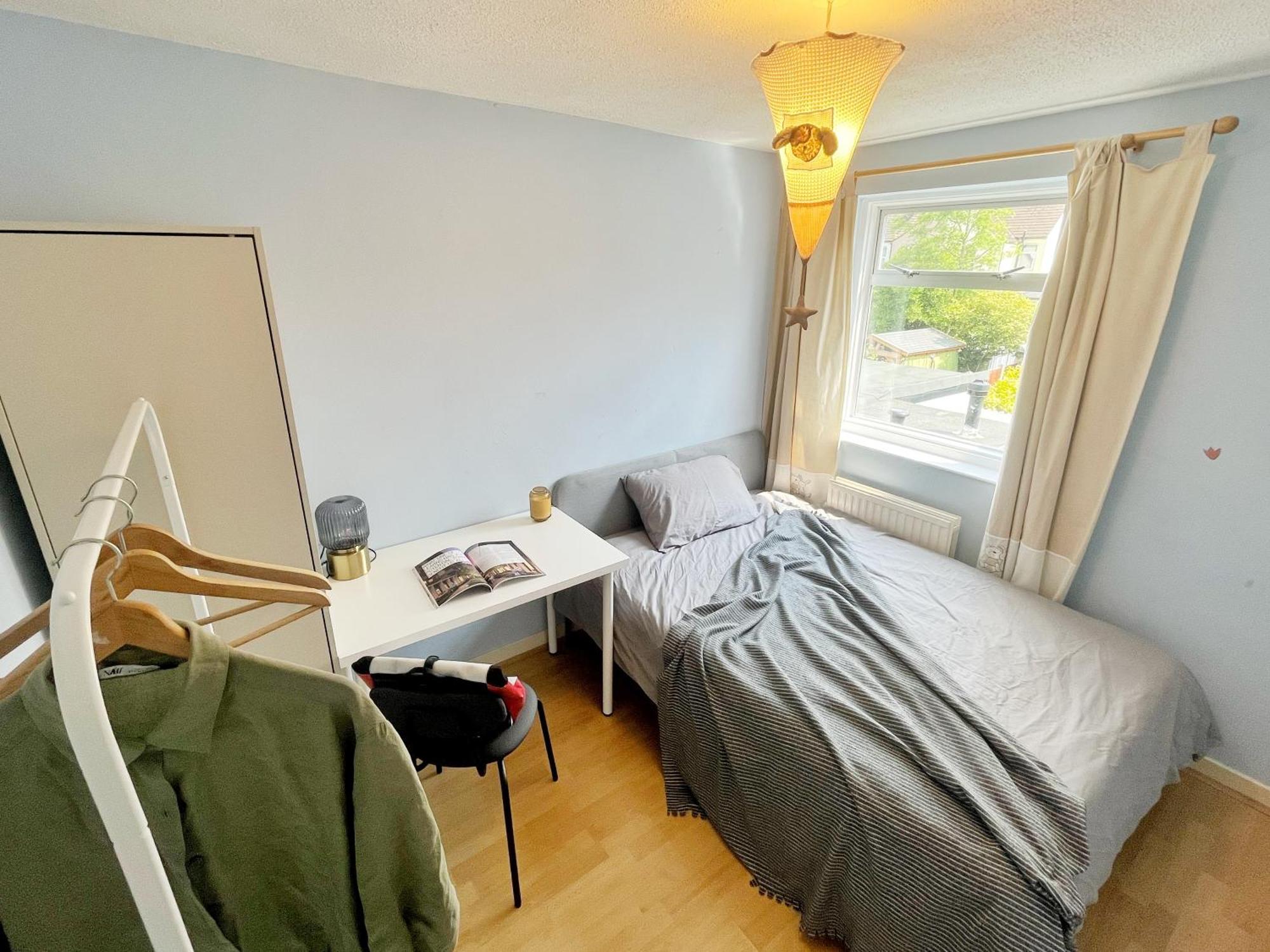 Cozy Sunlit Room In West London Yiewsley Exterior foto